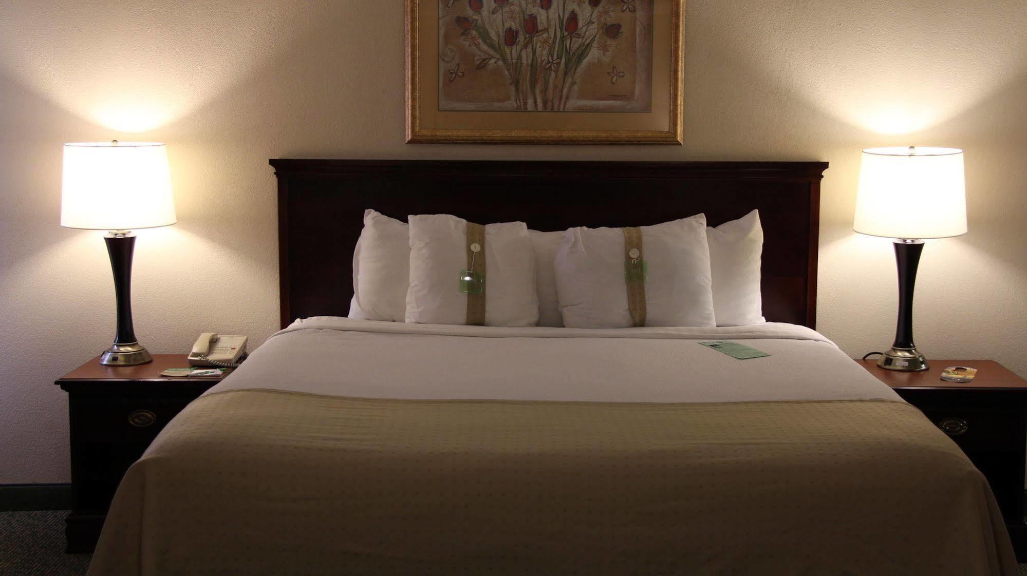 Holiday Inn Huntsville - Research Park By Ihg Zewnętrze zdjęcie