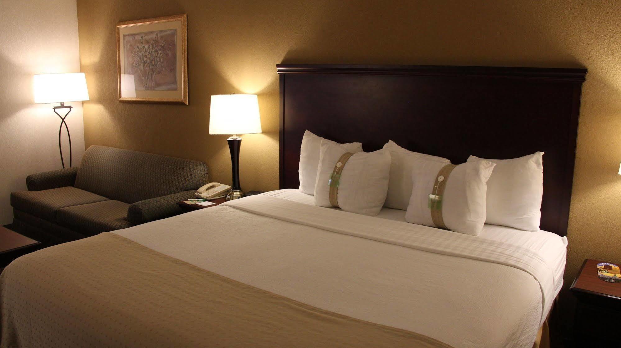 Holiday Inn Huntsville - Research Park By Ihg Zewnętrze zdjęcie